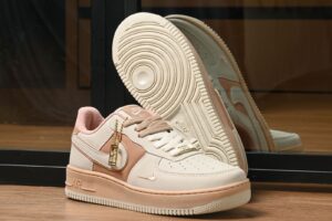 NIKE AR100-AR200- AIR FORCE