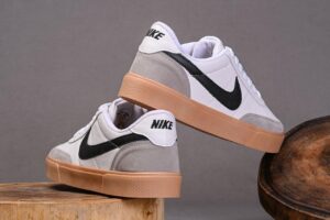 NIKE GRAND COURT - F9261