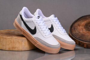 NIKE GRAND COURT - F9261