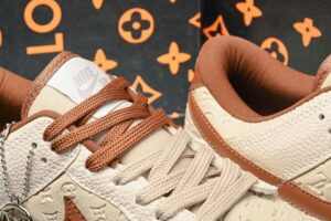 NIKE - NH1080 DUNK SB LOUIS VUITTON