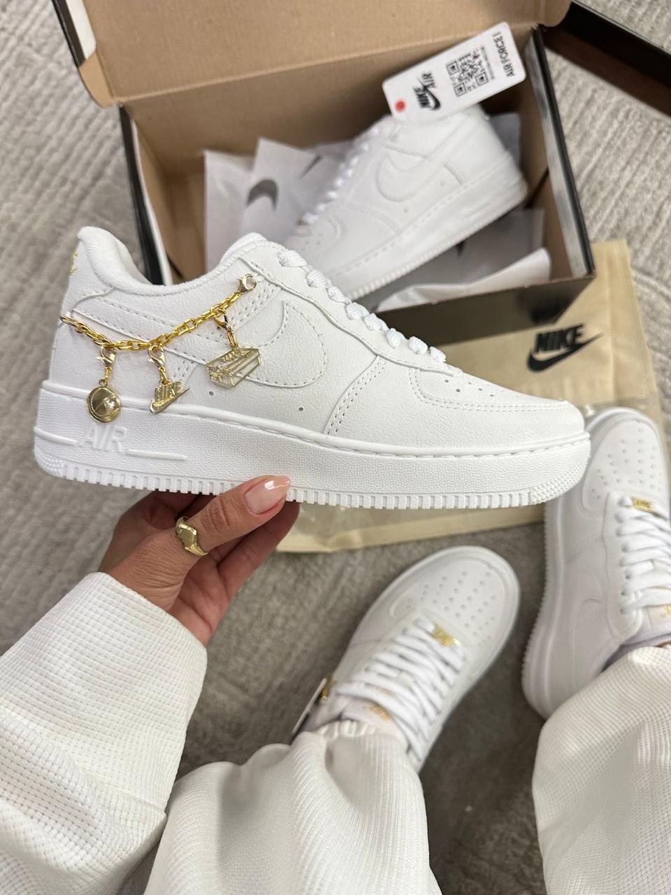 NIKE AR300C- AIR FORCE