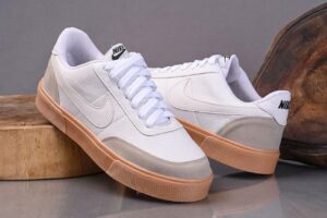 NIKE GRAND COURT - F9261