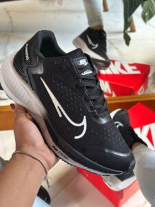 NIKE AIR ZOOM