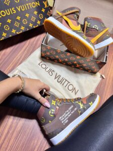 BOTA LOUIS VUITTON