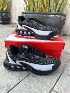 NIKE AIR MAX DN