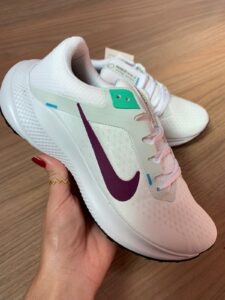 NIKE WINFLO 10