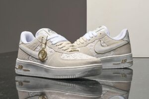 NIKE AR1500- AIR FORCE AF1