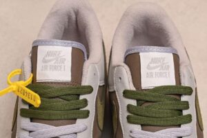 NIKE AR901C- AIR FORCE