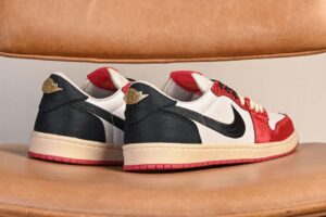 NIKE - 1001- JORDAN TREVIS