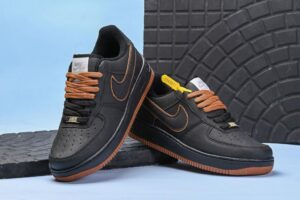 NIKE AIR FORCE BLACK - AR401