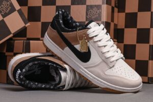NIKE - NH1080 DUNK SB LOUIS VUITTON