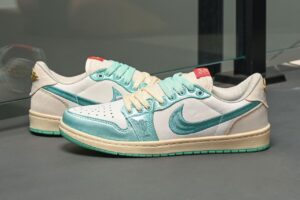 NIKE - 1001- JORDAN TREVIS