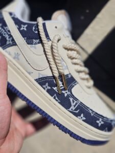 NIKE AIR LOUIS VOUITTON