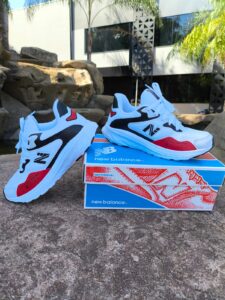 NEW BALANCE ROAV V2