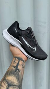 NIKE AIR ZOOM