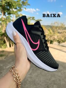 NIKE ZOOMX