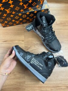 BOTA LOUIS VUITTON