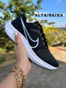NIKE ZOOMX