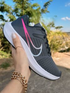 NIKE ZOOMX