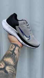 NIKE AIR ZOOM