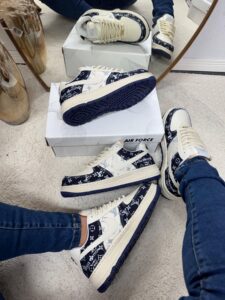 NIKE AIR LOUIS VOUITTON